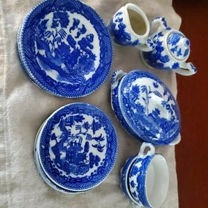 Blue Willow Kids Tea Set